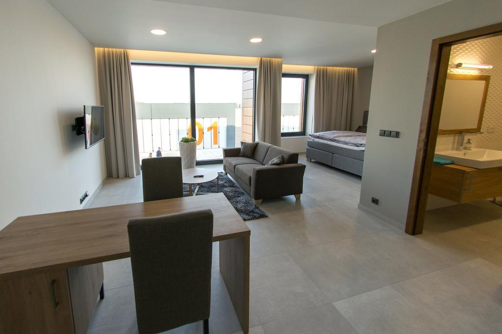 Mg Restaurace/Luxury Apartments Mladá Boleslav Eksteriør billede