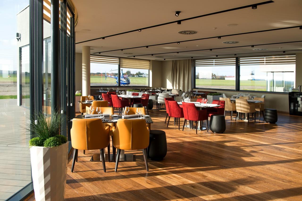Mg Restaurace/Luxury Apartments Mladá Boleslav Eksteriør billede